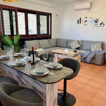 Big Puerto Rico In Front Of The Shopping Center With Private Heated Saltwater Pool With Jacuzzi & Arcade Games & T Able Foot Ball * Puerto Rico (Gran Canaria)