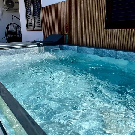 Villa Big Puerto Rico In Front Of The Shopping Center With Private Heated Saltwater Pool With Jacuzzi & Arcade Games & T Able Foot Ball Puerto Rico (Gran Canaria)